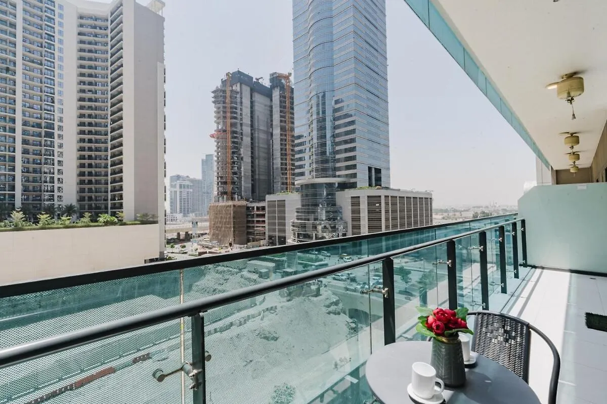 Rh- Elegant & Cozy 1Br , Prime Location , Walk To Metro Station Apartment Dubai United Arab Emirates